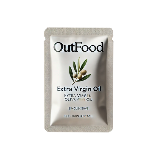 Bustina monodose Outfood di olio extra vergine d'oliva, colore argento lucido, con ramo d'ulivo e scritte nere.