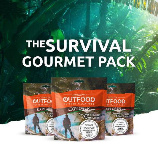 Tre buste Outfood Explorer arancioni e grigie con escursionista, su sfondo giungla, per Porridge, Bolognese, Pasticcio.