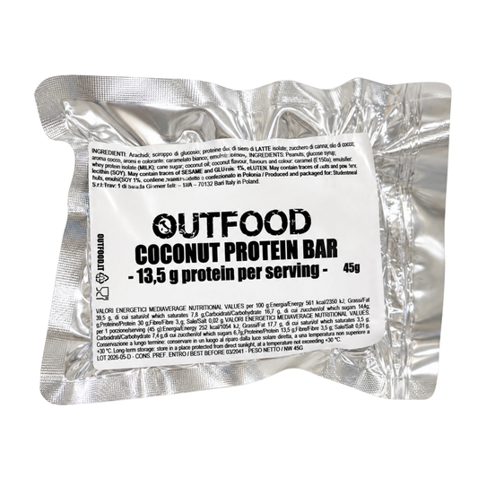 Barretta proteica Outfood Coconut da 45g in confezione sigillata argentata, con testo nero e bianco.