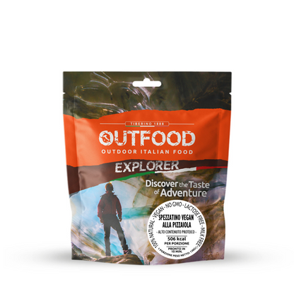 Confezione Outfood Explorer Spezzatino Vegan alla Pizzaiola, arancione e marrone scuro, con immagine di escursionista.
